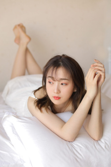 明星专题：凯尔希·格兰莫