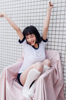 上面由下面月
